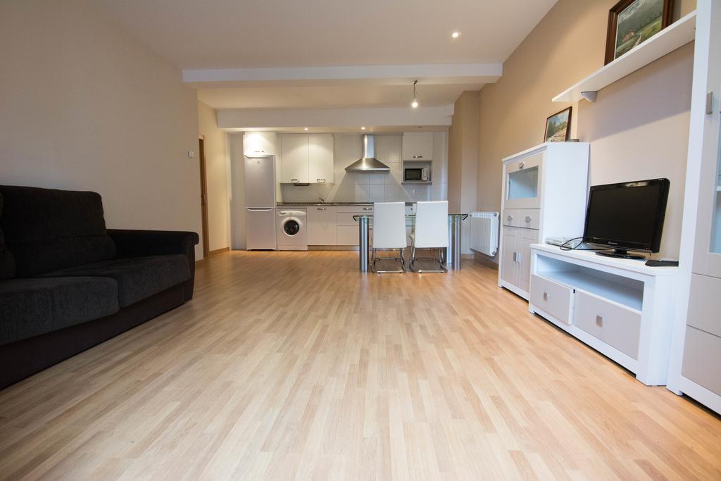 Mirando Llanes A B C Apartment Екстериор снимка