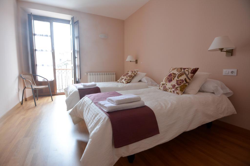 Mirando Llanes A B C Apartment Екстериор снимка