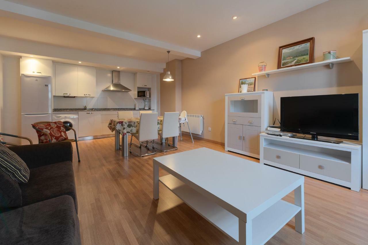 Mirando Llanes A B C Apartment Екстериор снимка