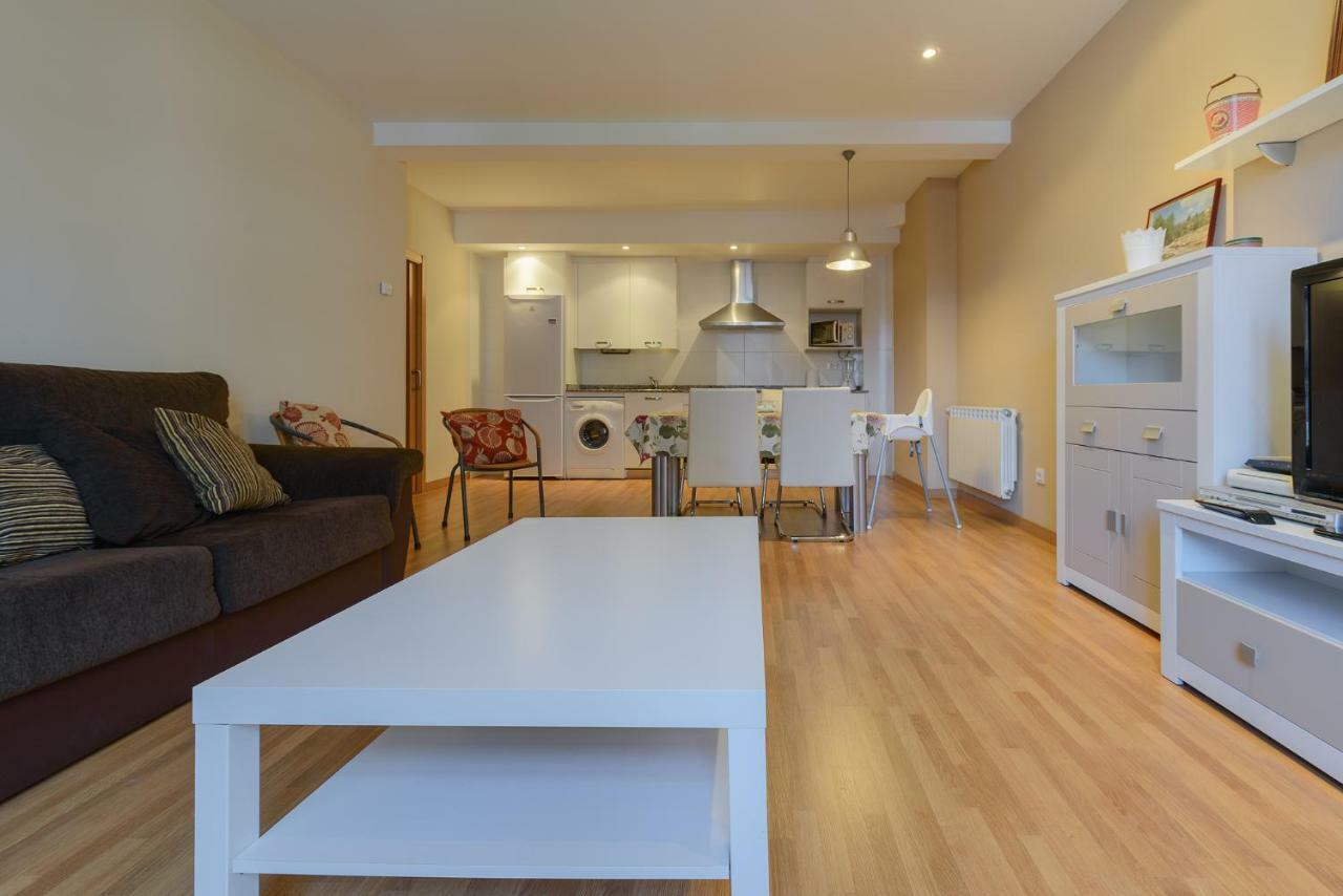 Mirando Llanes A B C Apartment Екстериор снимка